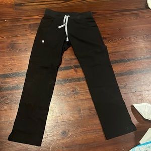 Black figs XS cargo pants